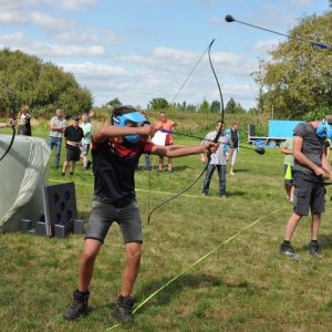 afbeelding van archery tag, een onderdeel van sport en spelverhuur